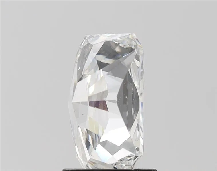 2.74 Carats RADIANT Diamond