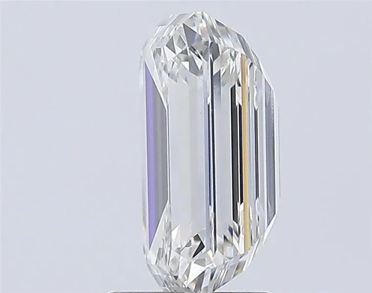 2.98 Carats EMERALD Diamond