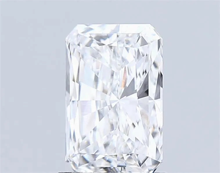 1.51ct Radiant Lab Grown Diamond (Colour D, Clarity VVS2, IGI Certified)