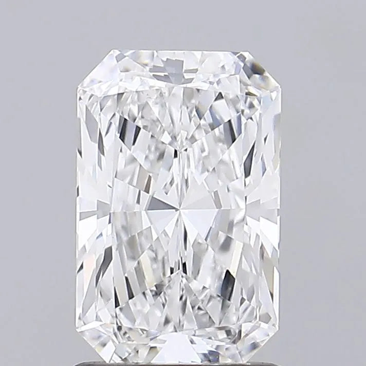 1.52ct Radiant Lab Grown Diamond (Colour D, Clarity VVS1, IGI Certified)