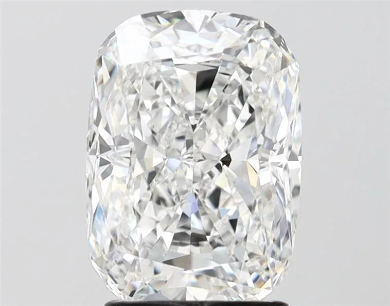 2.56ct Cushion brilliant Lab Grown Diamond (Colour E, Clarity IF, IGI Certified)