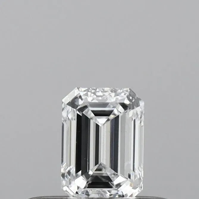 0.27 Carats EMERALD Diamond
