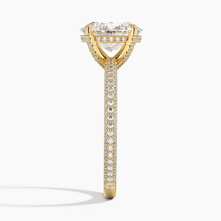 Oval 3-row pave setting