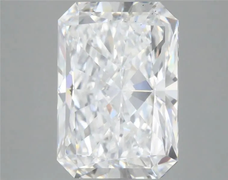 3.98 Carats RADIANT Diamond