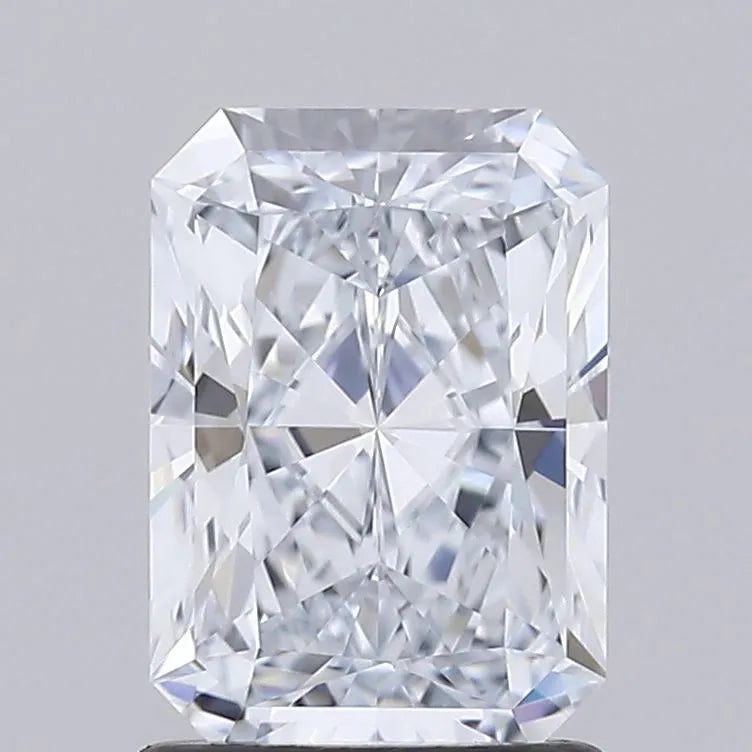 1.5 Carats RADIANT Diamond