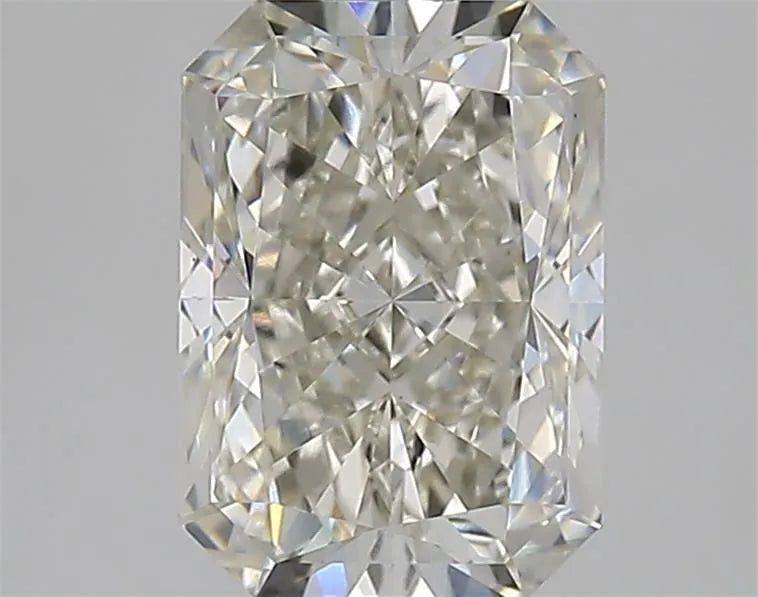 2.1 Carats RADIANT Diamond